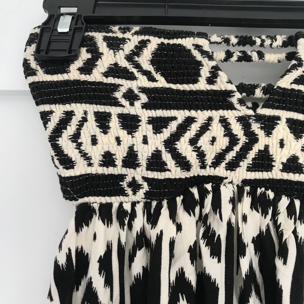 new with tags! such a perfect dress for summer!